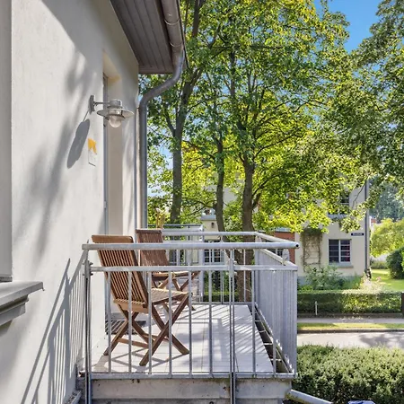 Haus Am Nr. 5 *