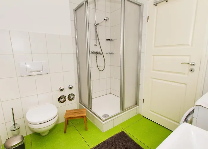 Haus Am Nr. 5 アパート レリク